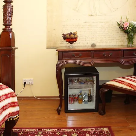 Отель King Charles Boutique
