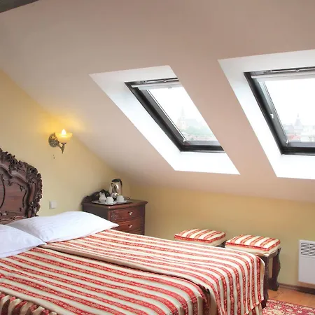 Отель King Charles Boutique 4*