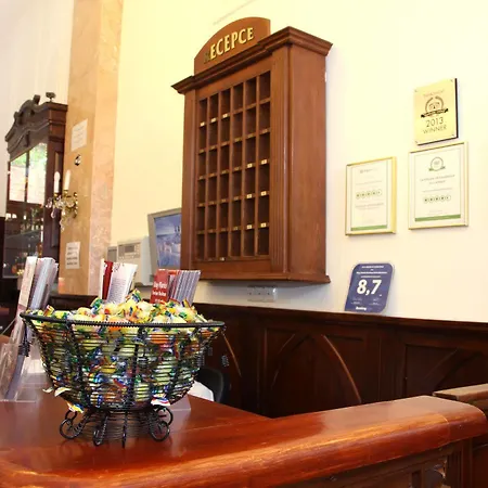 King Charles Boutique Отель Прага