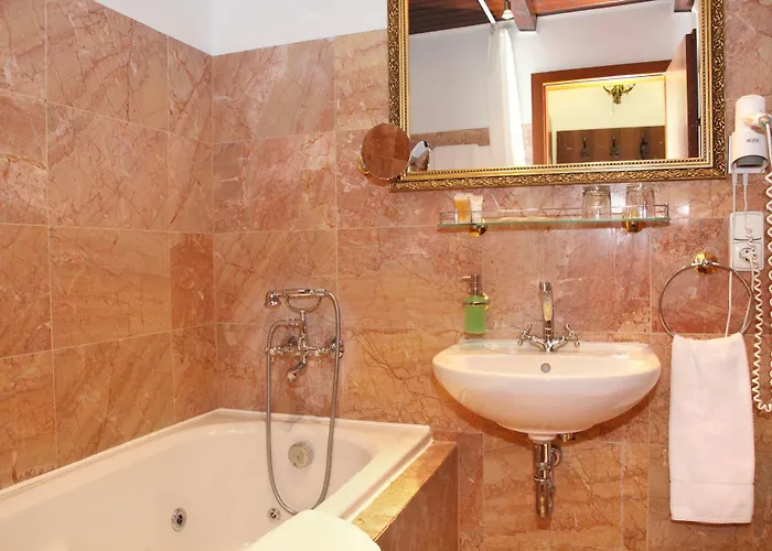 King Charles Boutique 4*