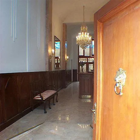 Hotel King Charles Boutique