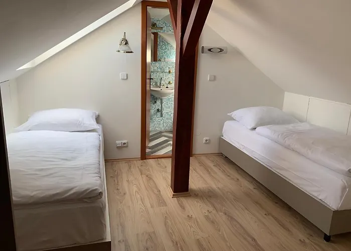 Ξενοδοχείο King Charles Boutique 4*