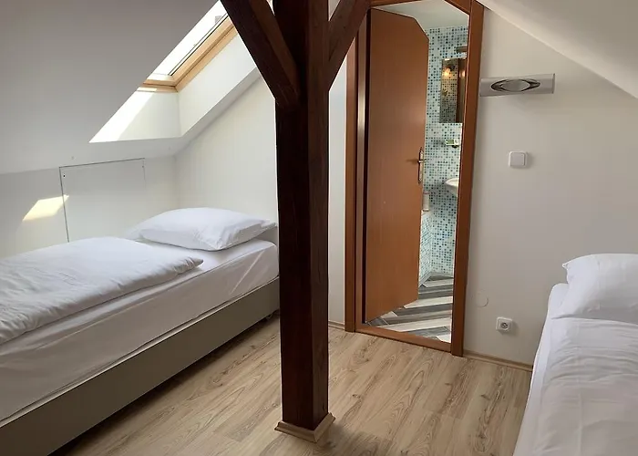 Hotel King Charles Boutique 4*