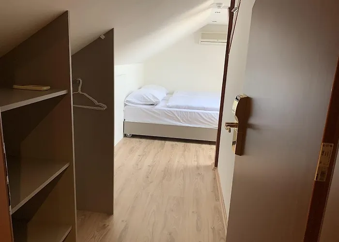 King Charles Boutique 4*