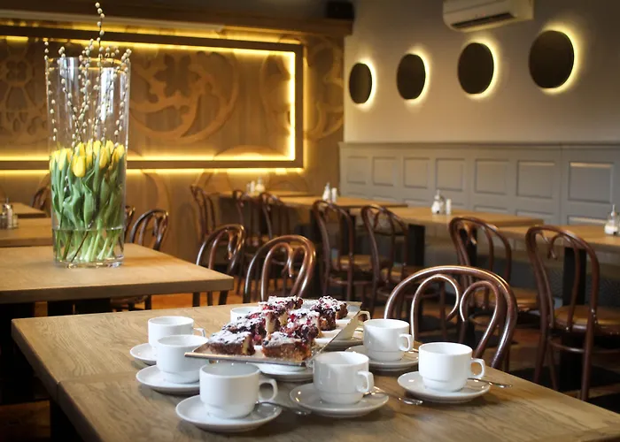 King Charles Boutique Hotel 4*