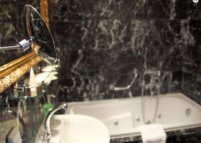 Hotel King Charles Boutique 4*