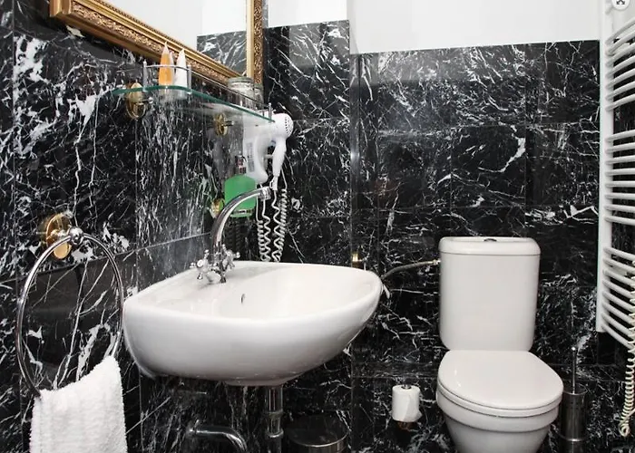 King Charles Boutique 4*